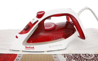 Review Bàn ủi hơi nước Tefal FV5717E0 – Chính hãng